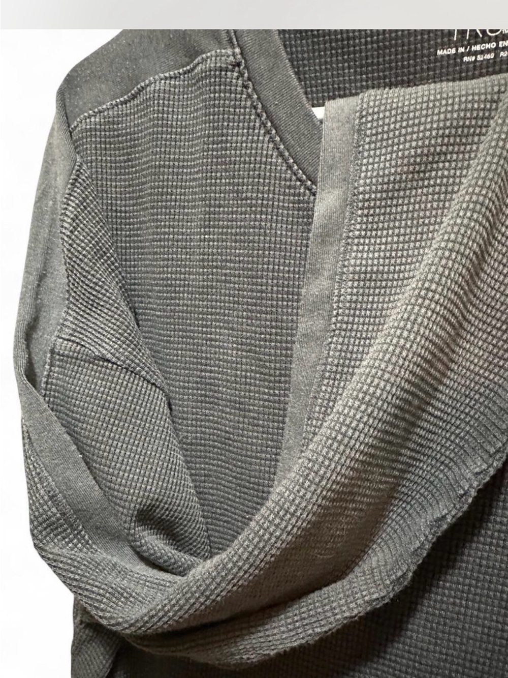 Women’s Time and Tru Waffle-Knit long sleeve in Charcoal - Picture 4 of 5